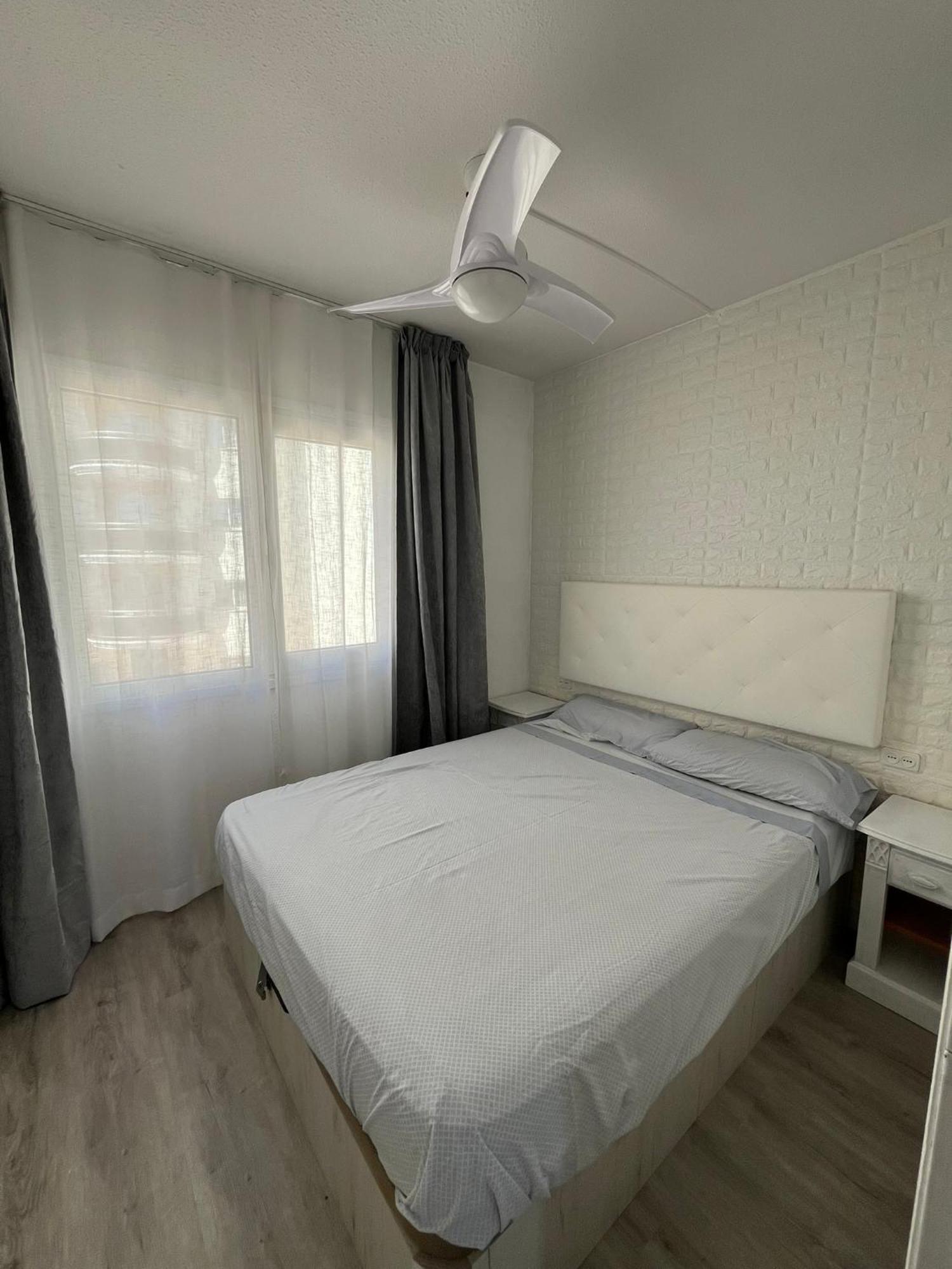 Apartamento Duplex En Primera Linea De Playa Пеніскола Екстер'єр фото